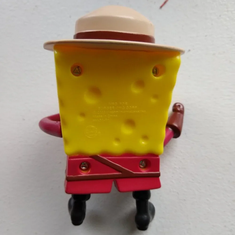SpongeBob Square Pants Pail & SpongeBob Square Pants Figurines Used